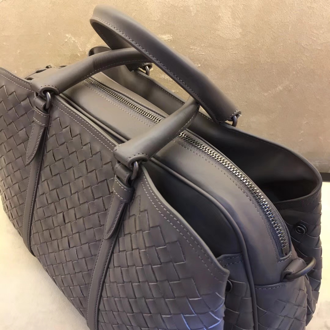 Bottega Veneta 宝缇嘉 2303#女士新款 Monaco 手袋 旅行必备 原版胎牛皮 30cm