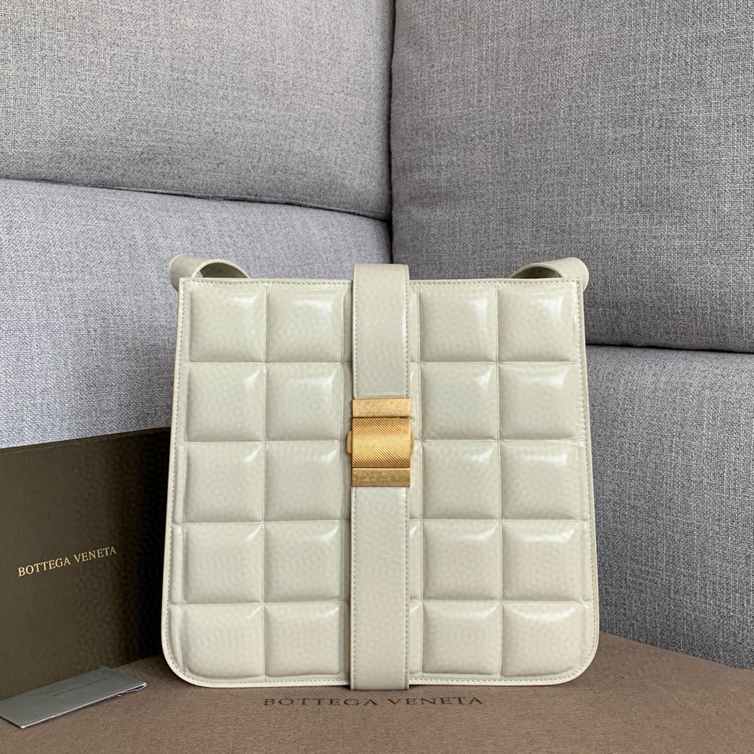 P2180 Bv Maria 立体格子葆蝶家秋冬新品5744a 白色30 7 5 Bv官网 Bv包包官网 葆蝶家女包官网