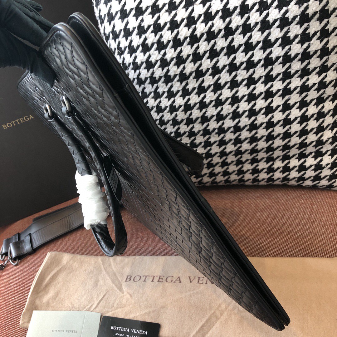 黑色#Bottega veneta 20新款编织男士公文包 斜挎包 43cm
