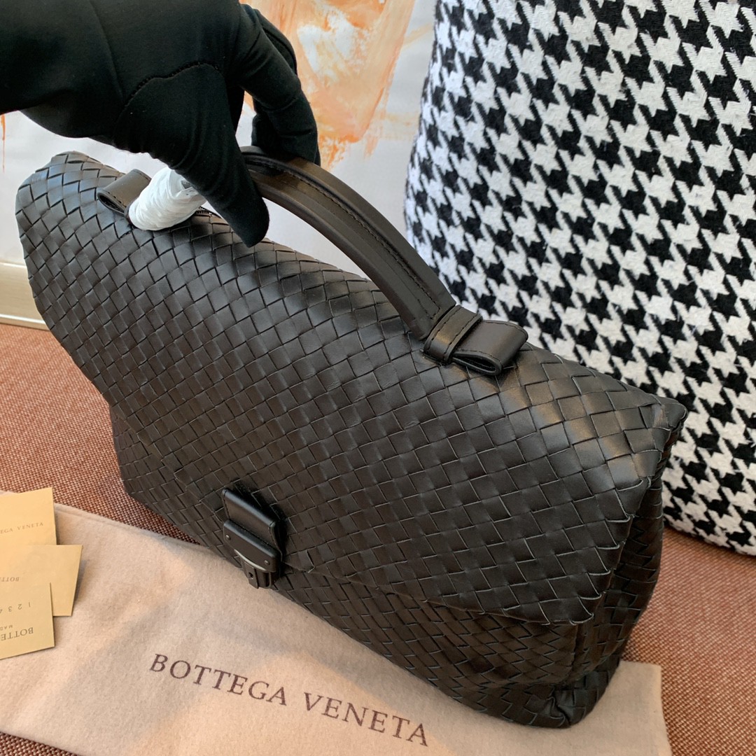Bottega veneta 20新款胎牛皮编织手提包公文包男士斜挎包 40cm