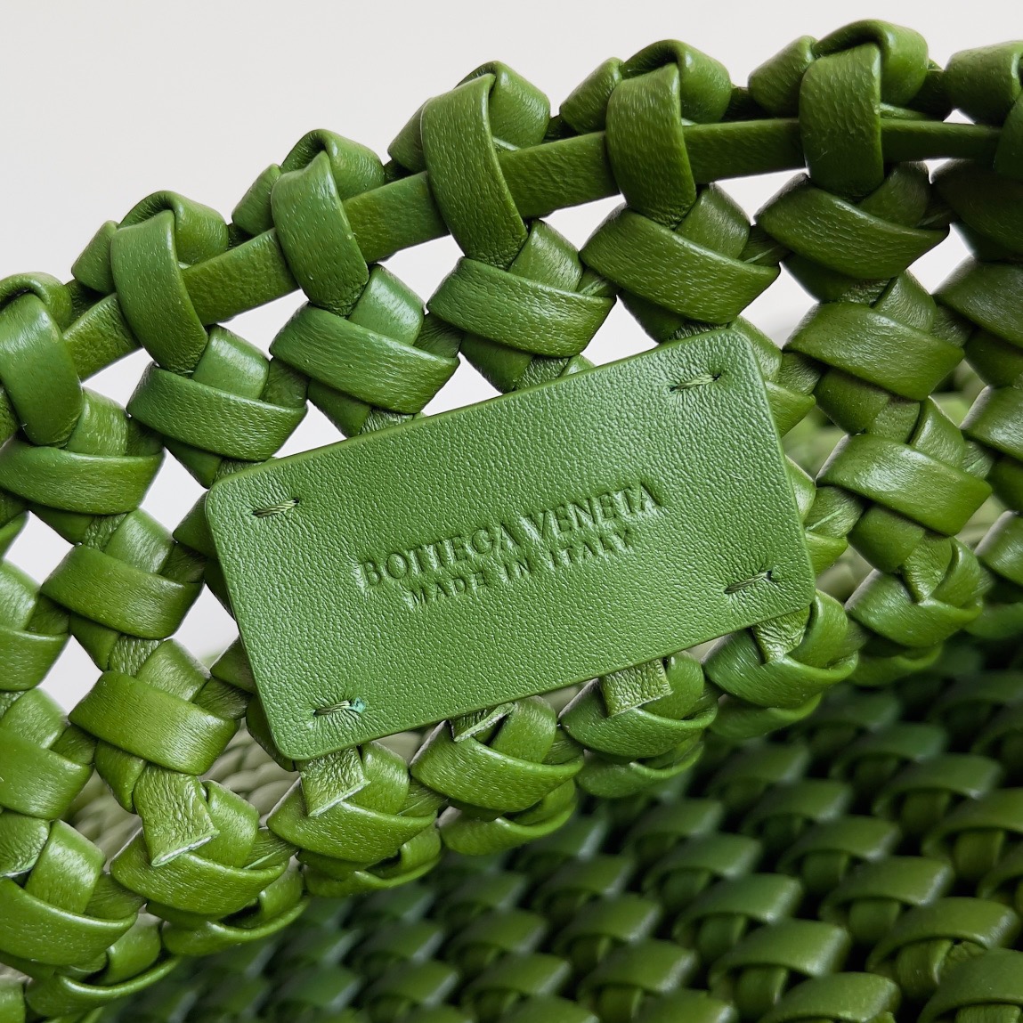 【￥2750】Bottega Veneta 1005沙丁鱼手袋手工结点Intreccio皮革编织Sardine手袋